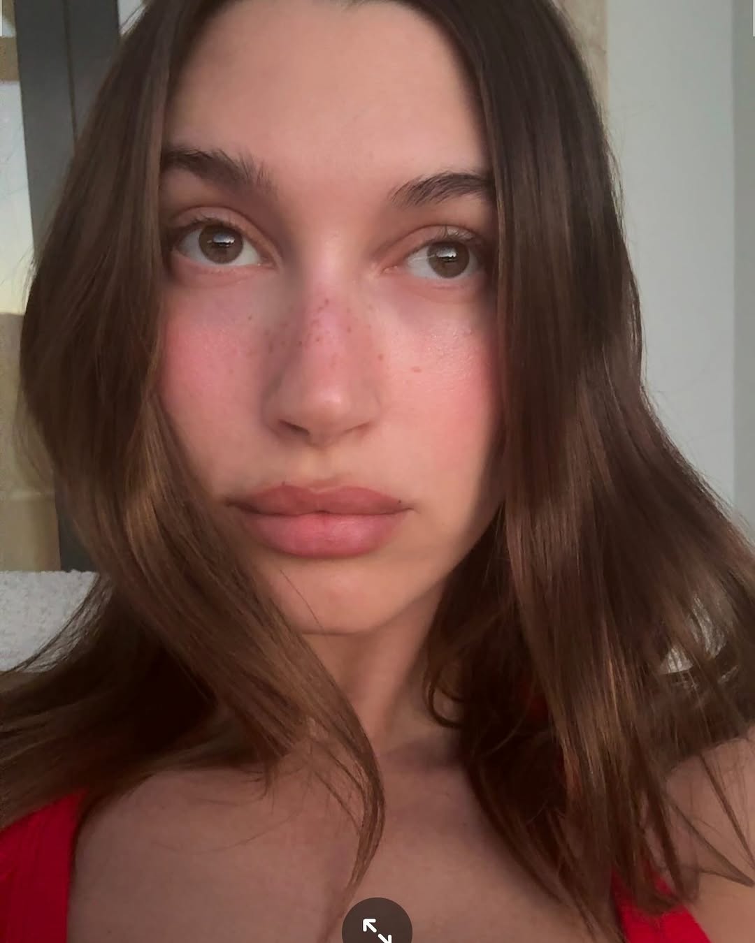 Hailey Bieber